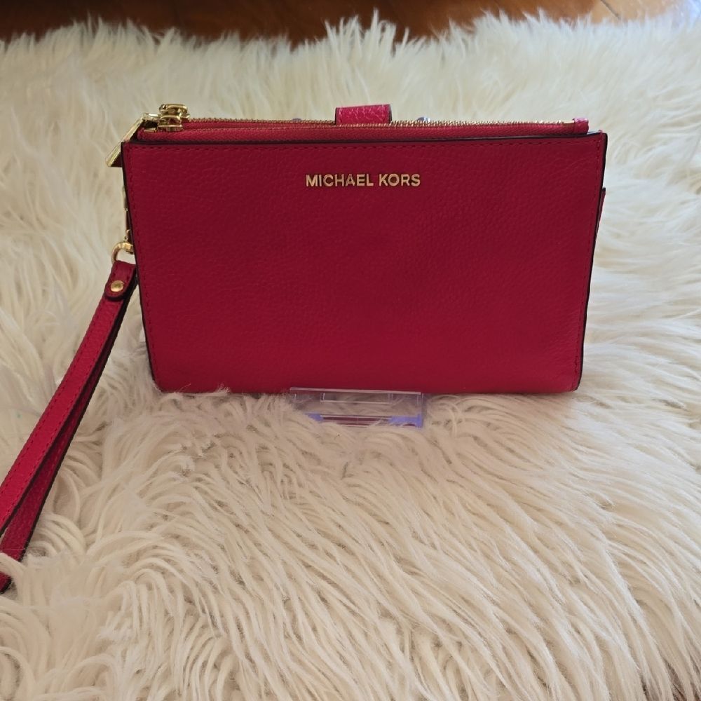 Michael Kors Fuchsia Wristlet Clutch